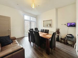 Dining Room- click for photo gallery